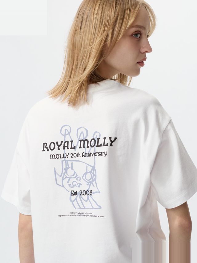 POP MART UT - MOLLY (Short Sleeve Graphic T-Shirt)