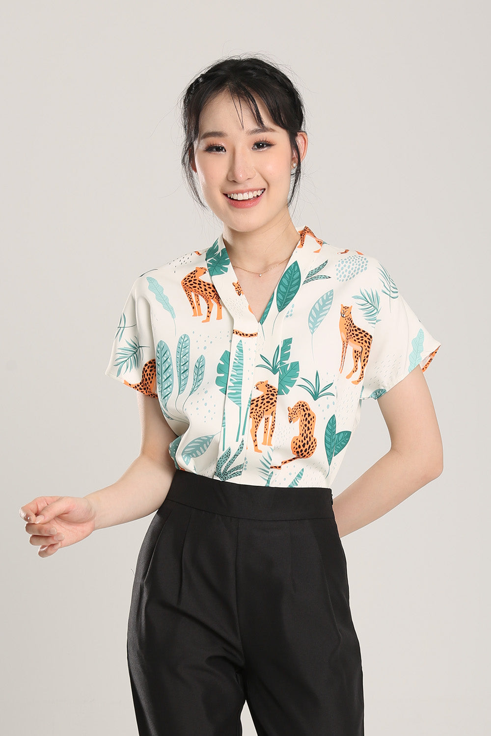 Addie Kimono Neckline in Leopard Print