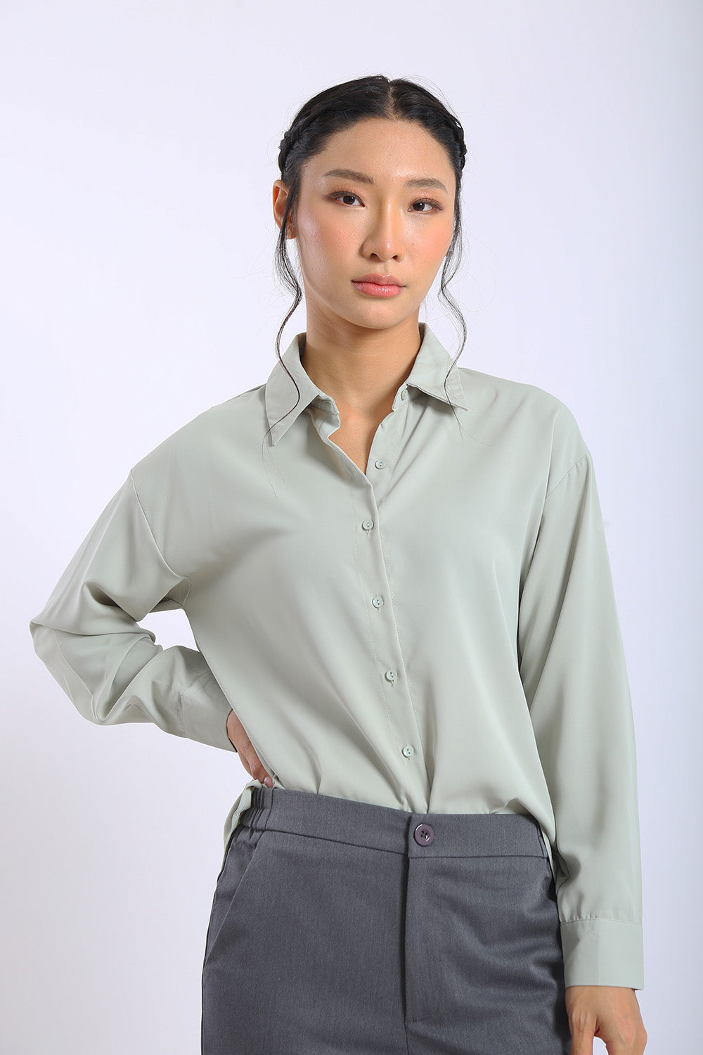 Erina Relaxed Button Shirt in Sage Green