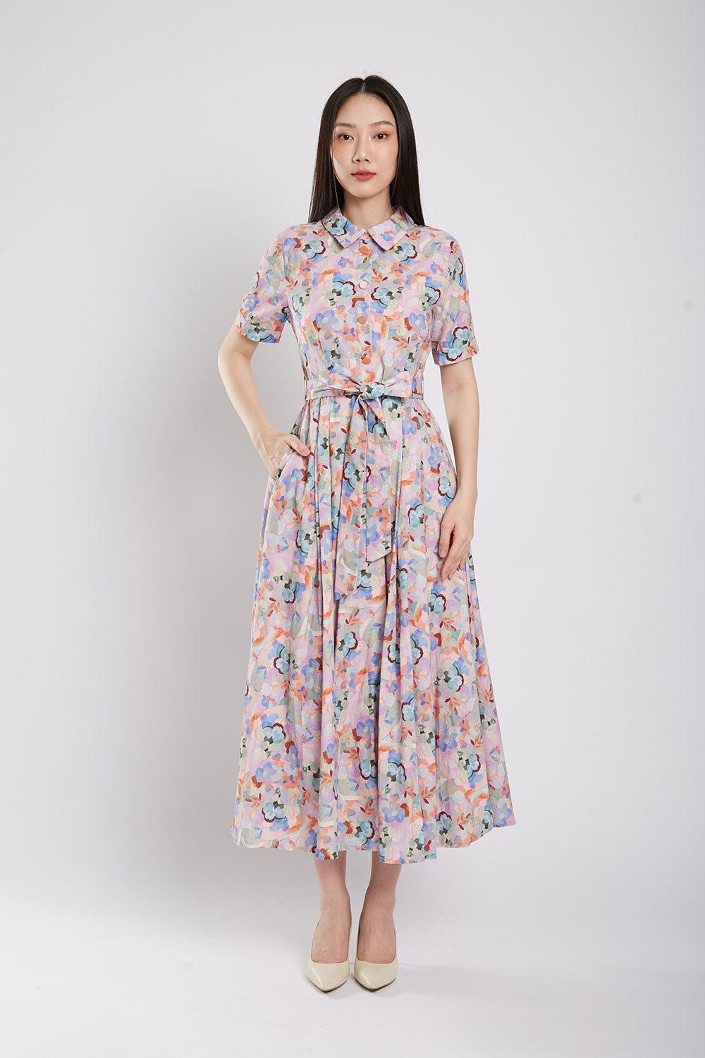 Erinn Collar Maxi Printed Dress in Purple Floral