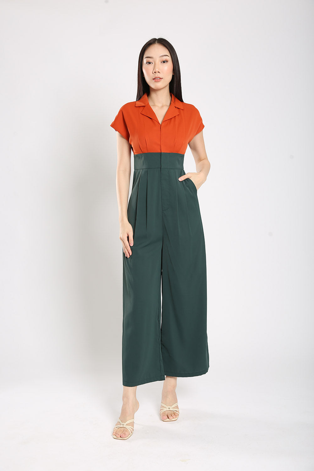 Jorelle Romper in Crayon
