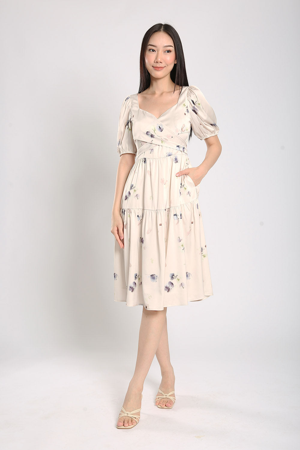 Katrine Floral Printed Midi Dress in Apricot