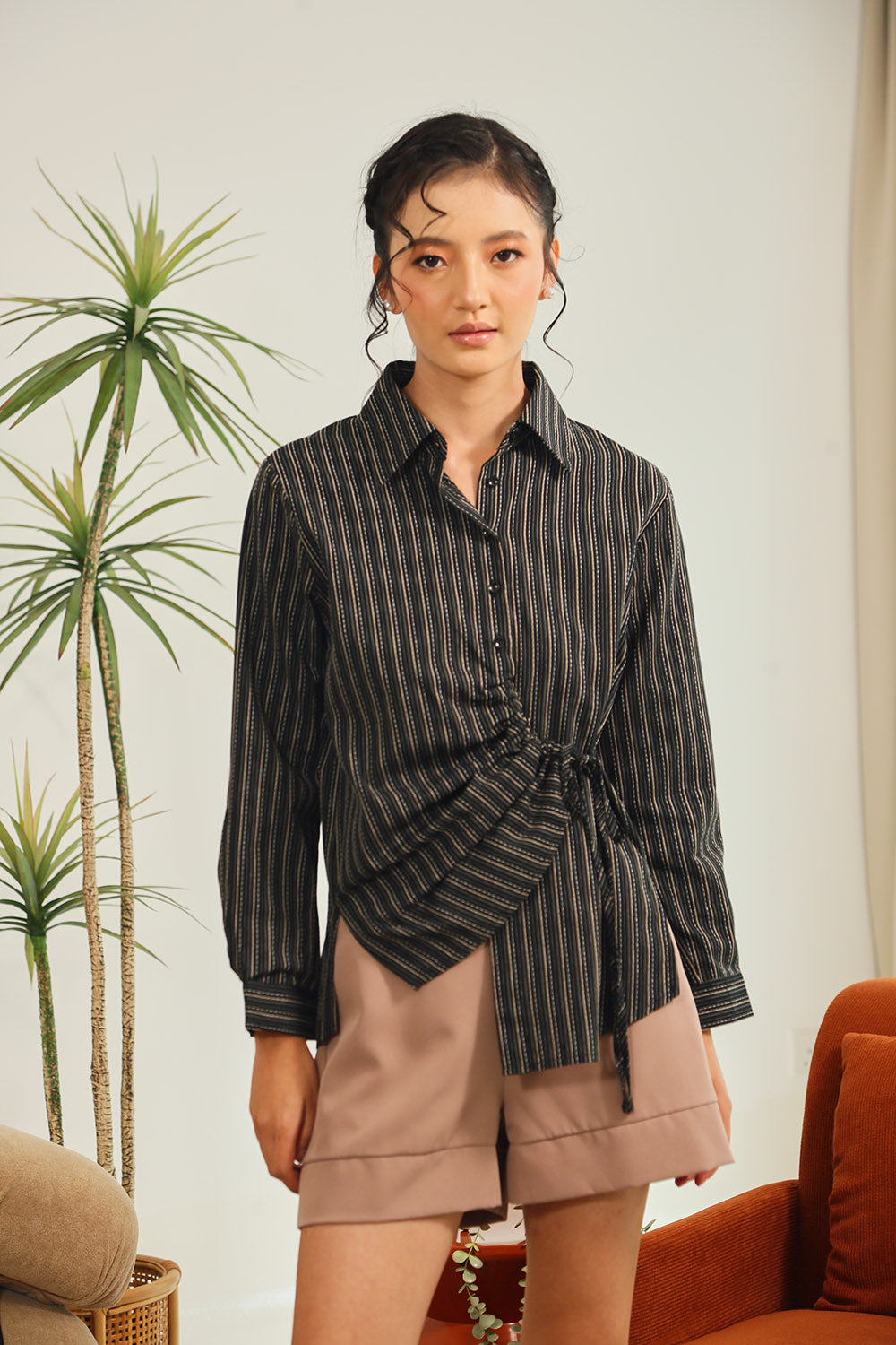 Narela Ruched Stripe Shirt in Black