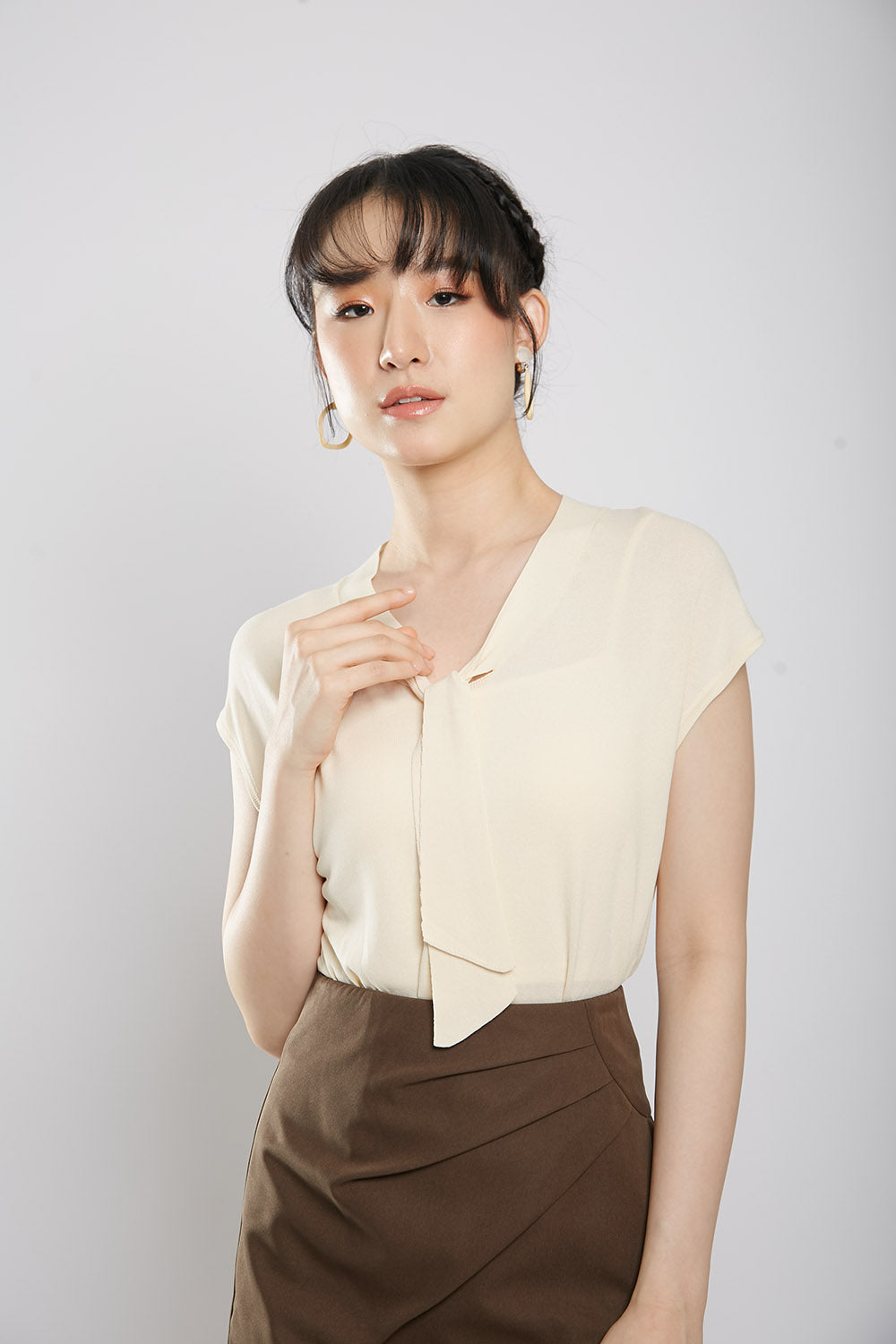 Novabelle Sash Knit Top in Beige
