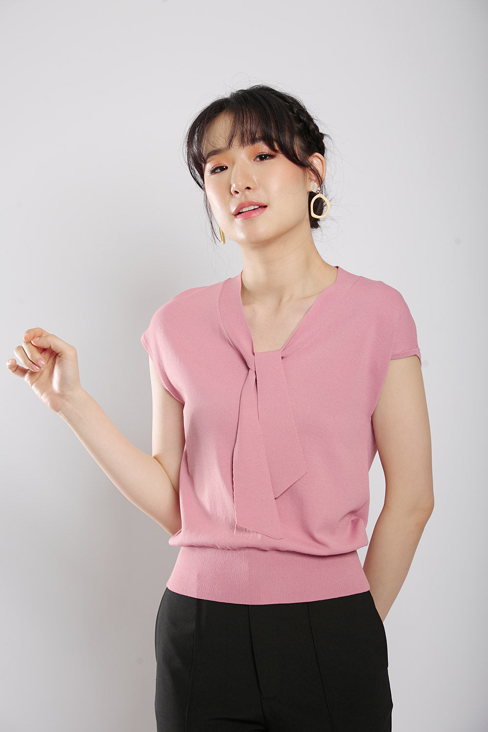 Novabelle Sash Knit Top in Dust Pink